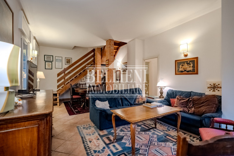 SAN ROCCO - Proponiamo in vendita una casa singola con giardino. L'immobile è composto da una uni...