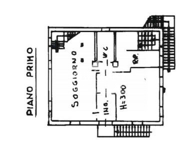SAN ROCCO - Proponiamo in vendita una casa singola con giardino. L'immobile è composto da una uni...
