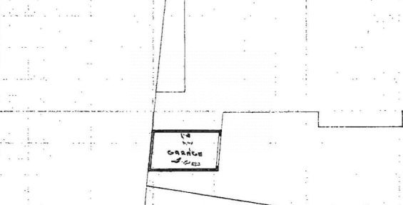 SAN ROCCO - Proponiamo in vendita una casa singola con giardino. L'immobile è composto da una uni...