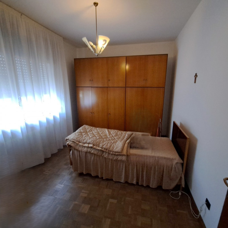 QUINTO VICENTINO, Valproto, interessante opportunità per una/due famiglie, vendesi intera villett...