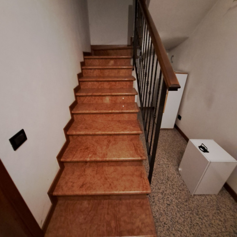 QUINTO VICENTINO, Valproto, interessante opportunità per una/due famiglie, vendesi intera villett...