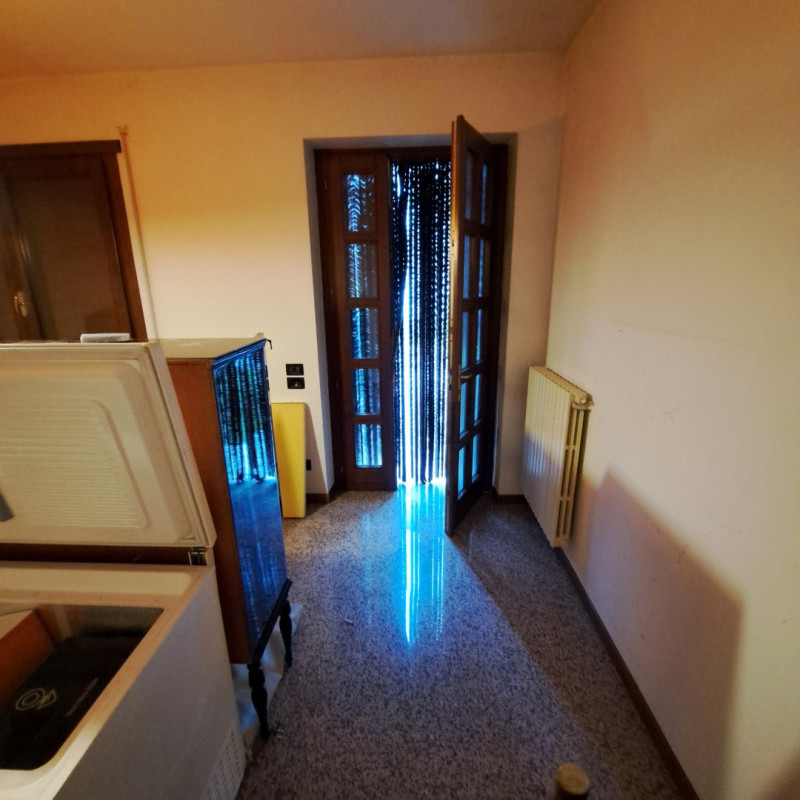 QUINTO VICENTINO, Valproto, interessante opportunità per una/due famiglie, vendesi intera villett...