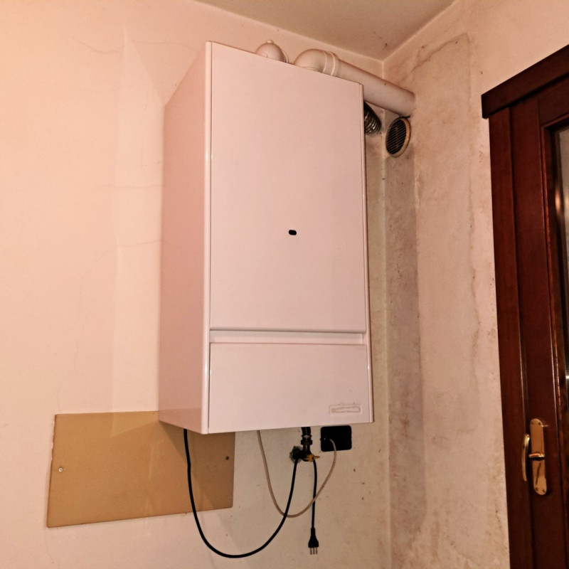 QUINTO VICENTINO, Valproto, interessante opportunità per una/due famiglie, vendesi intera villett...