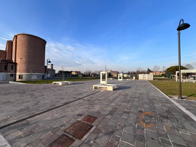 ALBIGNASEGO, MANDRIOLA, RIF NGM02: su nuovo fabbricato fronte piazza Antonio Benvegnù e dietro la...