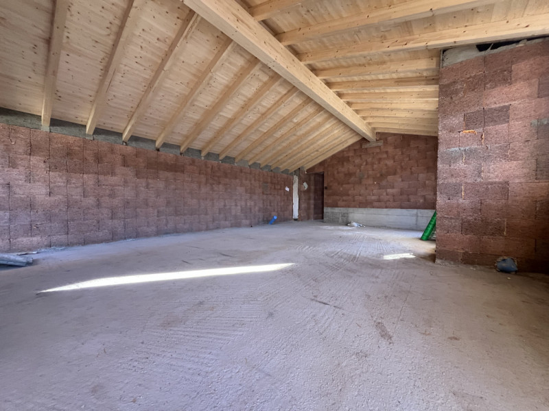 In palazzina di nuova costruzione composta da poche unità, proponiamo appartamento bicamere svilu...