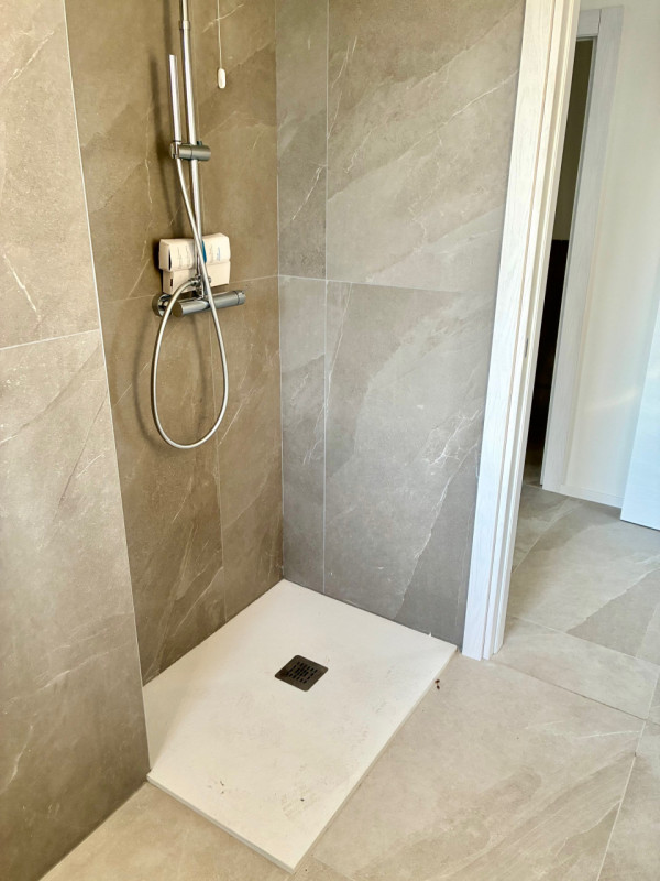 (Per INFO Monica 3482688677) Nel cuore del vivace quartiere Arcella a Padova, proponiamo in vendi...