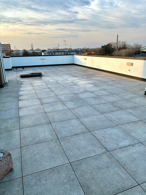 (Per INFO Monica 3482688677) Nel cuore del vivace quartiere Arcella a Padova, proponiamo in vendi...