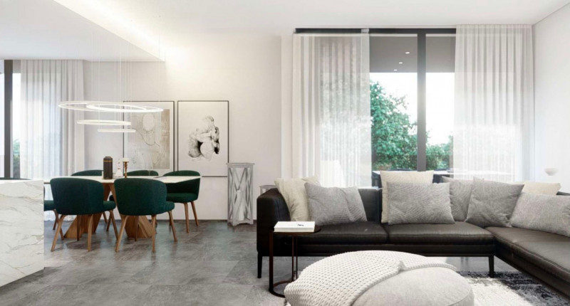 (Per INFO Monica 3482688677) Nel cuore del vivace quartiere Arcella a Padova, proponiamo in vendi...