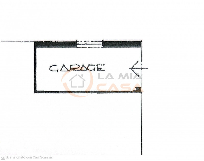 In vendita, nel cuore di Albignasego, proponiamo un elegante appartamento trilocale di 92 mq situ...