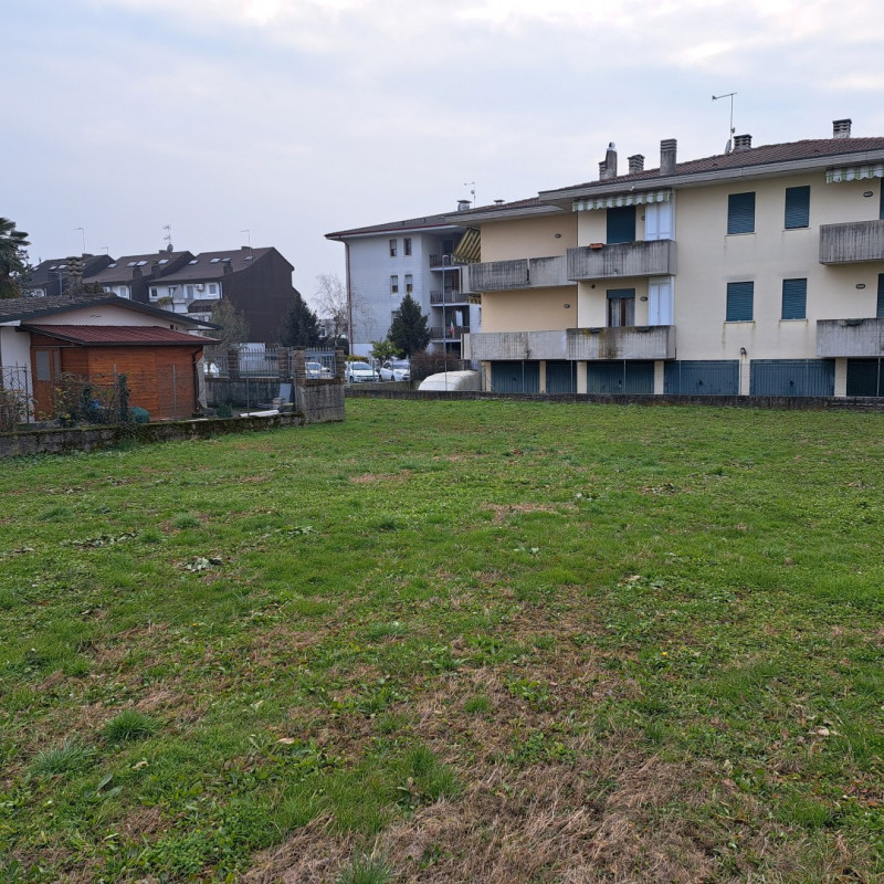 A Valproto di QUINTO VICENTINO (VI) in una gradevole posizione, lontano da rumori, in un contesto...