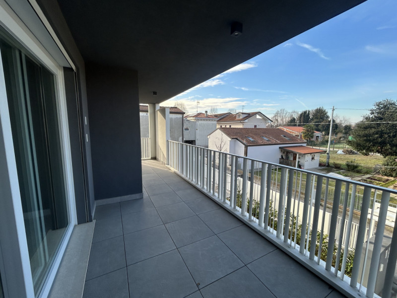 In una delle aree più prestigiose e ricercate di Padova, nel quartiere Madonna Pellegrina, sorge ...