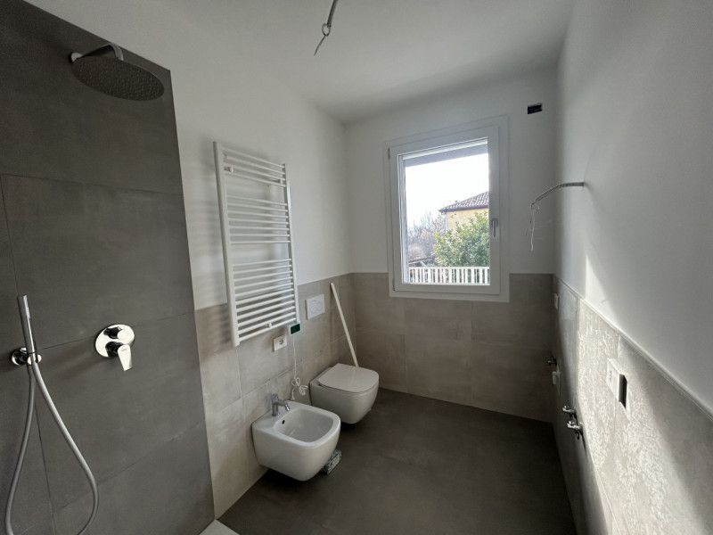 In una delle aree più prestigiose e ricercate di Padova, nel quartiere Madonna Pellegrina, sorge ...