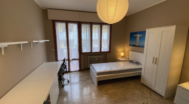 Se sei uno studente o studentessa alla ricerca di un'accogliente stanza in affitto, trattasi di a...