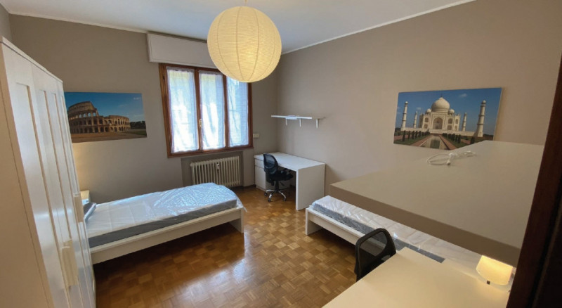 Se sei uno studente o studentessa alla ricerca di un'accogliente stanza in affitto, trattasi di a...