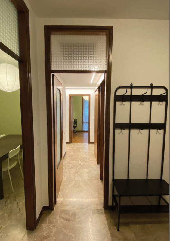 Se sei uno studente o studentessa alla ricerca di un'accogliente stanza in affitto, trattasi di a...