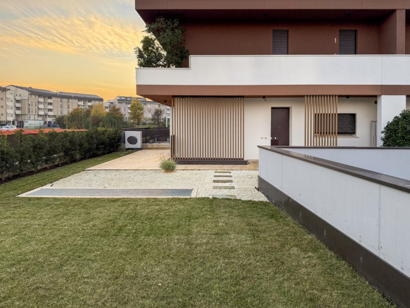 (Per INFO Roberto 3453195338) A Castelfranco Veneto, in una zona residenziale molto tranquilla e ...