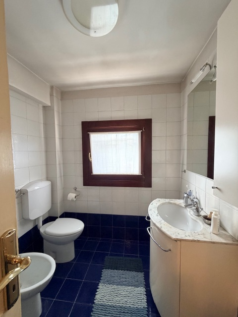 Porzione di casa(cielo-terra)  che per finiture e stile architettonico è un'opportunità rara da t...