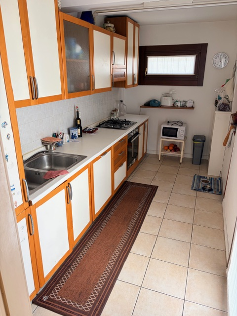 Porzione di casa(cielo-terra)  che per finiture e stile architettonico è un'opportunità rara da t...