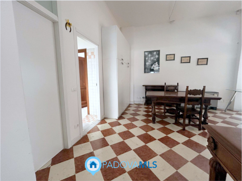 Immobile in esclusiva al Gruppo Padova MLS
Hai mai pensato al tuo prossimo spazio commerciale o u...