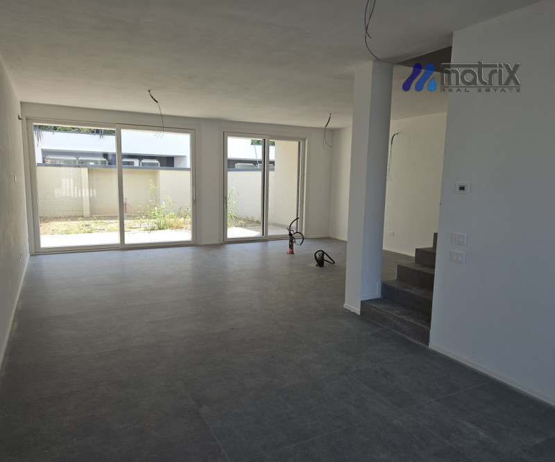 Ville a Schiera €. 324.000 zona centrale comoda a tutti i servizi.

A pochi Km dal centro di Pado...