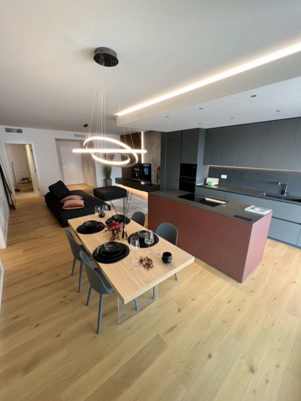 (Per INFO Cristina 3389226442) A Padova, in un'area residenziale caratterizzata dalla suggestiva ...