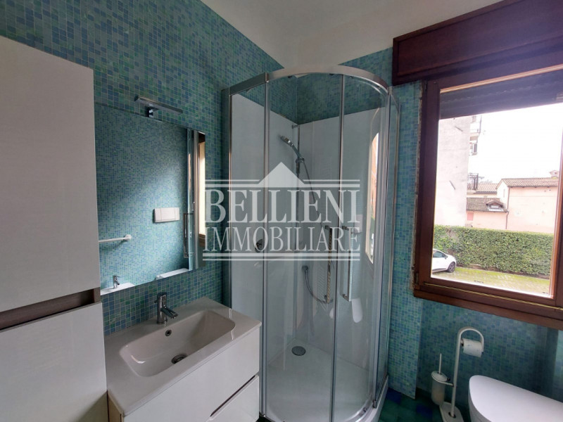 ARACELI: In una laterale in zona Araceli proponiamo in affitto un appartamento appena ristruttura...