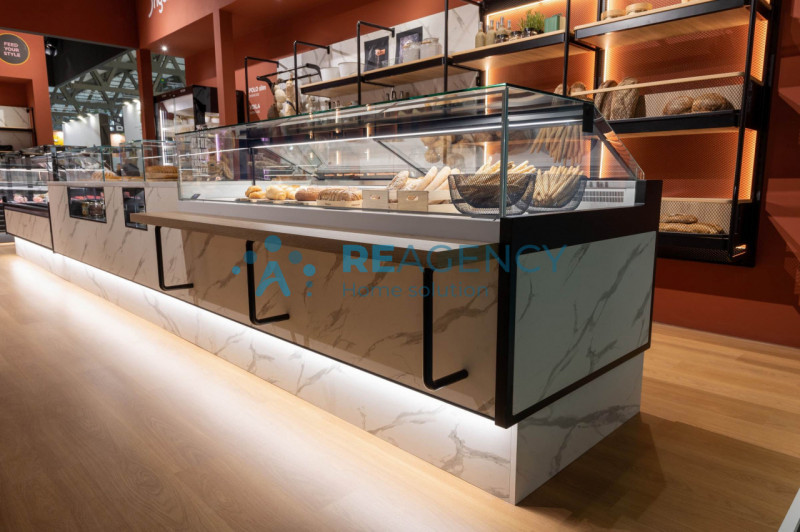 Vicenza centro
Vicenza corso Palladio, negozio di vendita di pane e pizza con possibilità di inse...