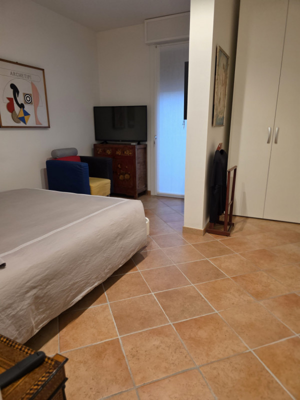 Scoprite questo INTROVABILE ATTICO, un gioiello nel cuore di Padova, situato nella tranquilla zon...