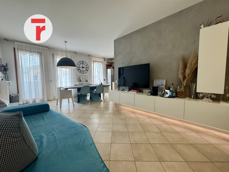 CAMPODARSEGO - loc.Reschigliano - A due passi dalla Chiesa, dal supermercato e da tutti i servizi...