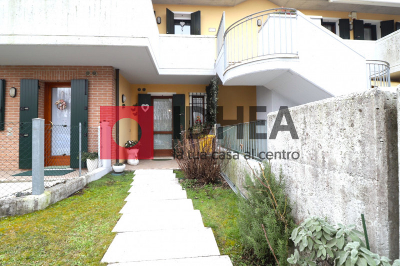 CATENA - VILLORBA 

RIF"NSV4"
L'agenzia IDHEA di Villorba propone questo appartamento mini al pia...