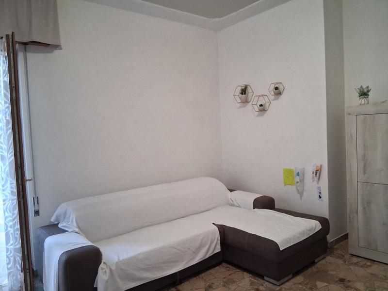 Via Meschinelli: proponiamo un ampio appartamento trilocale di 94 mq nel cuore di Vicenza, ideale...