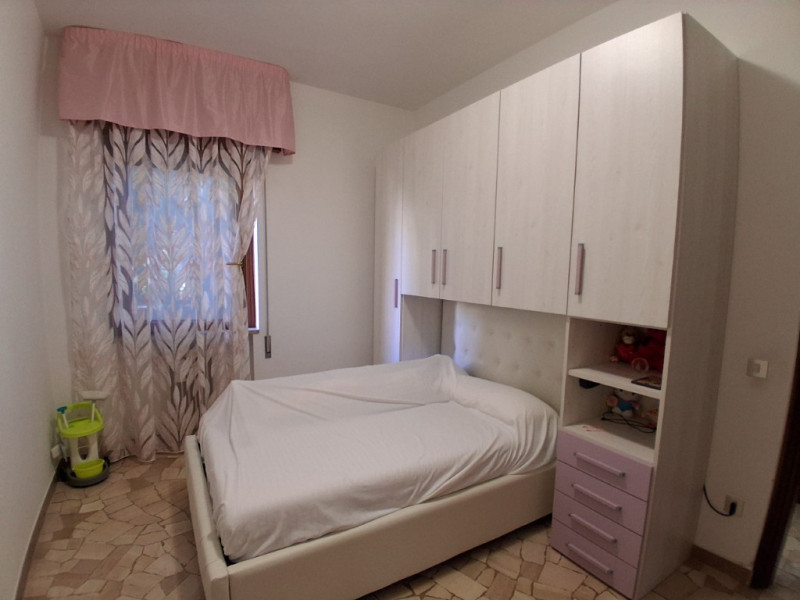 Via Meschinelli: proponiamo un ampio appartamento trilocale di 94 mq nel cuore di Vicenza, ideale...