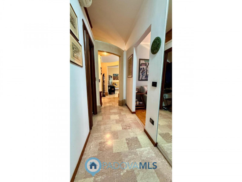 Immobile in esclusiva al Gruppo Padova MLS
ARCELLA SAN CARLO
APPARTAMENTO ABITABILE SUBITO!!! SEN...