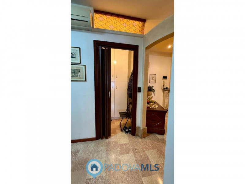 Immobile in esclusiva al Gruppo Padova MLS
ARCELLA SAN CARLO
APPARTAMENTO ABITABILE SUBITO!!! SEN...