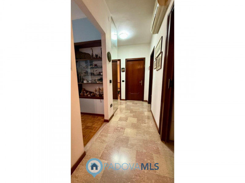 Immobile in esclusiva al Gruppo Padova MLS
ARCELLA SAN CARLO
APPARTAMENTO ABITABILE SUBITO!!! SEN...