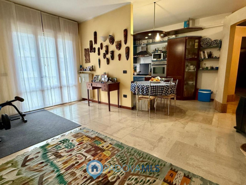 Immobile in esclusiva al Gruppo Padova MLS
ARCELLA SAN CARLO
APPARTAMENTO ABITABILE SUBITO!!! SEN...