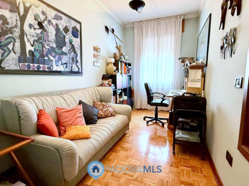 Immobile in esclusiva al Gruppo Padova MLS

ARCELLA SAN CARLO
APPARTAMENTO CHE PUO' ESSERE ABITAT...