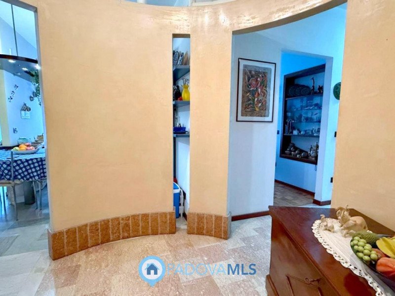 Immobile in esclusiva al Gruppo Padova MLS

ARCELLA SAN CARLO
APPARTAMENTO CHE PUO' ESSERE ABITAT...