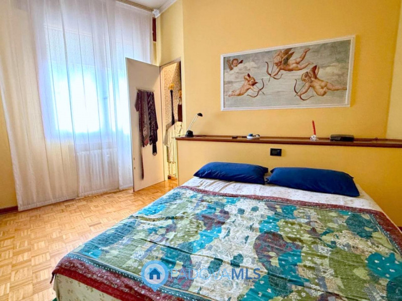 Immobile in esclusiva al Gruppo Padova MLS

ARCELLA SAN CARLO
APPARTAMENTO CHE PUO' ESSERE ABITAT...