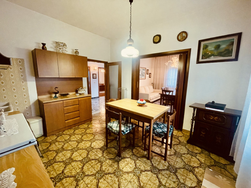 DOLO - SAMBRUSON rif. EP160: Casa su Misura ha il piacere di proporVi casa singola immersa nel ve...