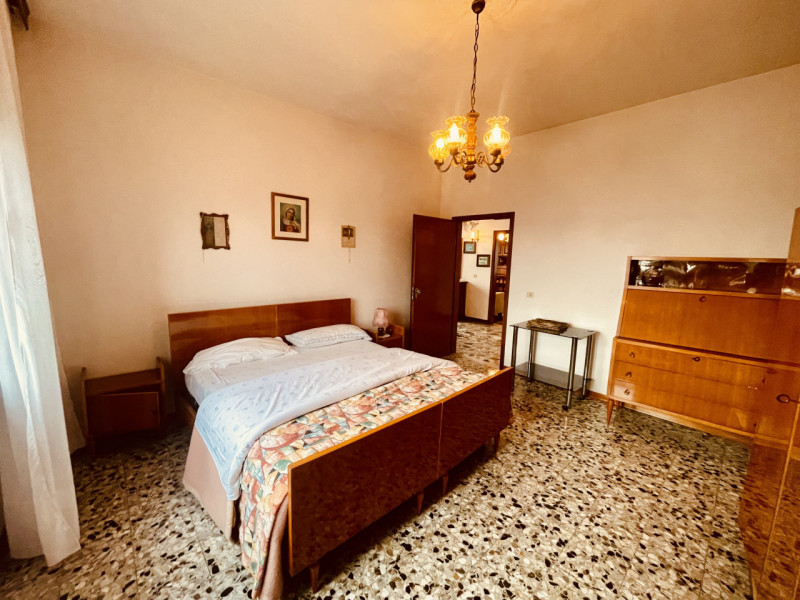 DOLO - SAMBRUSON rif. EP160: Casa su Misura ha il piacere di proporVi casa singola immersa nel ve...