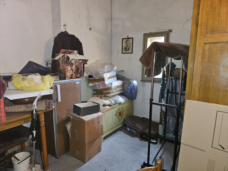 In esclusiva presso la nostra agenzia, proponiamo un luminoso appartamento quadrilocale situato a...