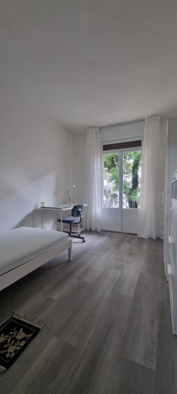 Sei uno studente/essa alla ricerca di un ambiente accogliente e funzionale? In una piccola palazz...