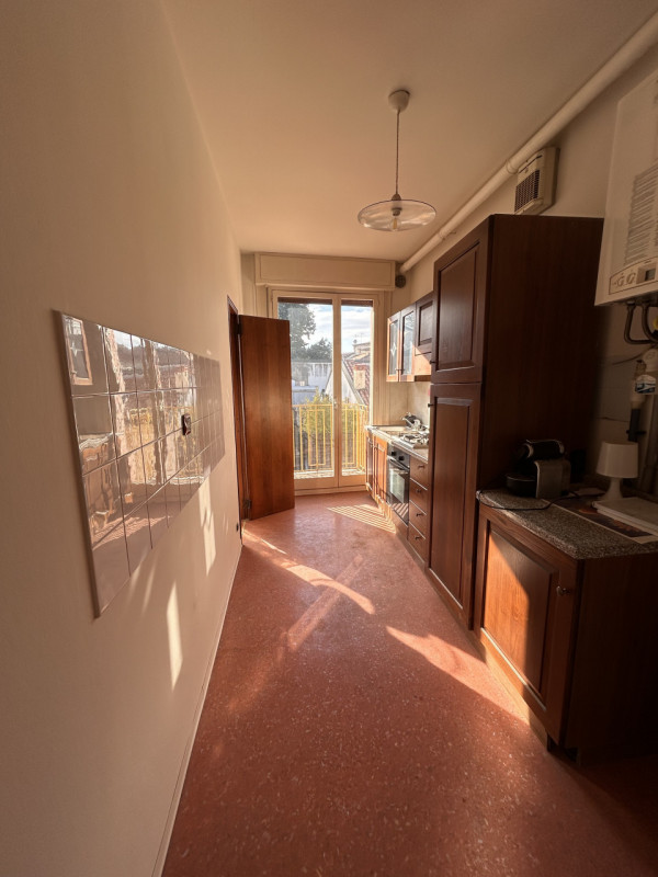 Padova via San Francesco - centro storico, Nicoletta Dardilli di AD Casa Padova propone in locazi...