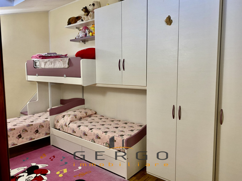 (Per INFO 3316190143) A San Martino di Lupari proponiamo in vendita un appartamento duplex di cir...