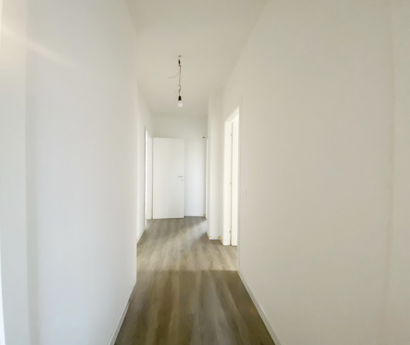 (Per INFO Mara 3481536890) A Treviso, in zona Santa Maria del Rovere, proponiamo in vendita un ma...