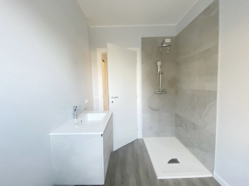 (Per INFO Mara 3481536890) A Treviso, in zona Santa Maria del Rovere, proponiamo in vendita un ma...