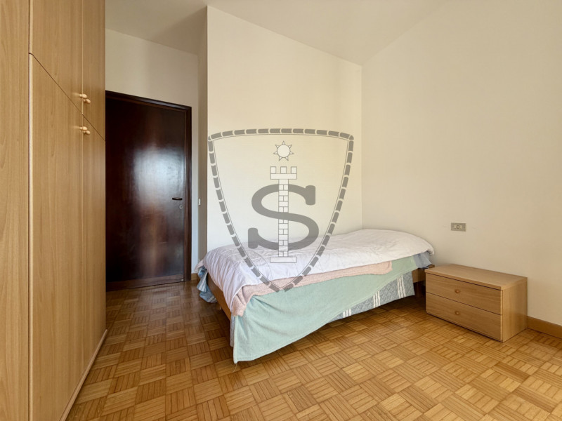 Sei alla ricerca di uno spazioso appartamento disponibile da subito? Questa soluzione a Marostica...