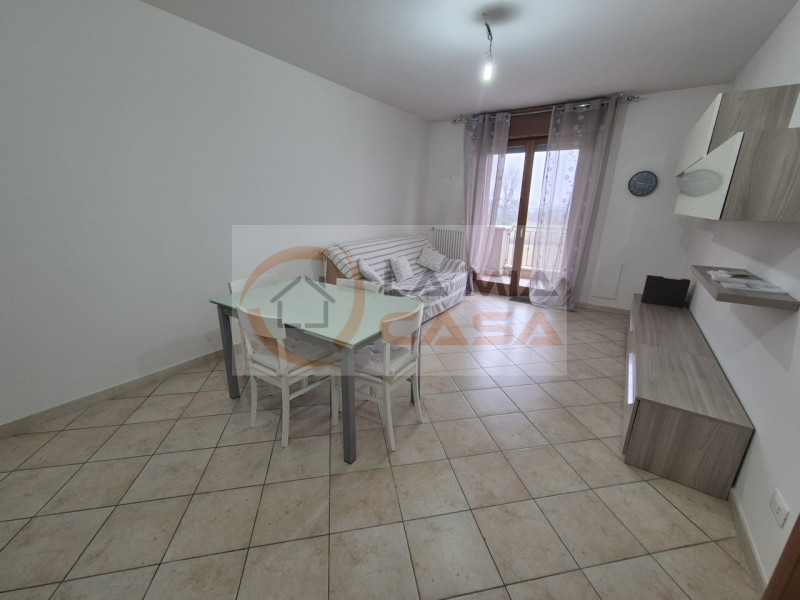 ANNUNCIO RIVOLTO A PERSONE CON REDDITI STABILI E CONTRATTO DI LAVORO A TEMPO INDETERMINATO. RICHI...