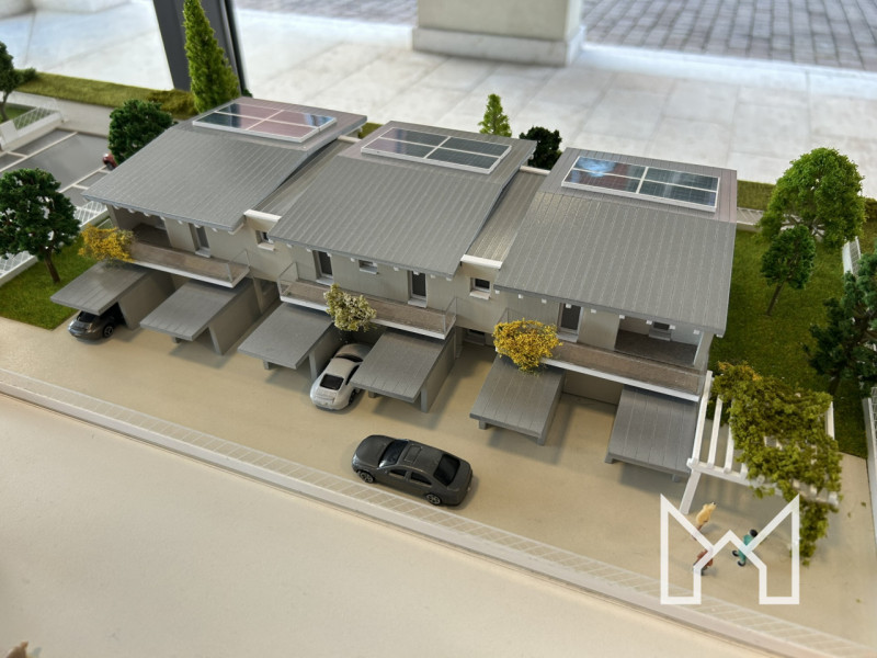 TRAVETTORE- Inserito in un quartiere chiuso e di recente costruzione, proponiamo appartamento tri...